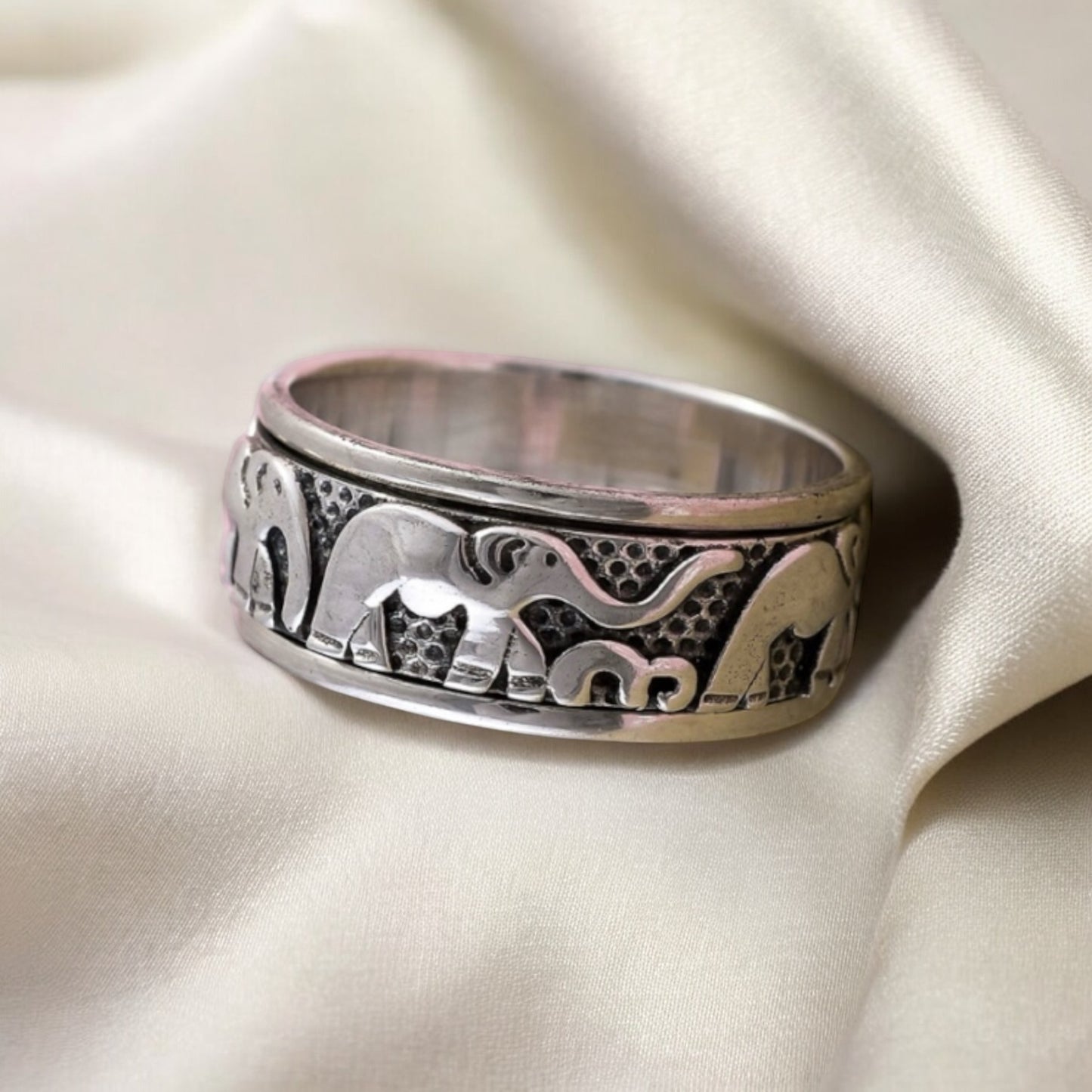 Humble Elephant Spinner Ring
